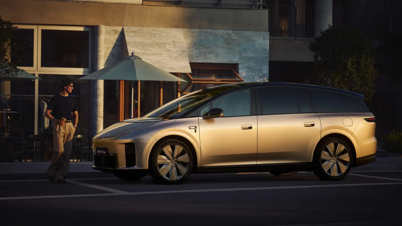 Li Auto i9 — تفاصيل السيارة